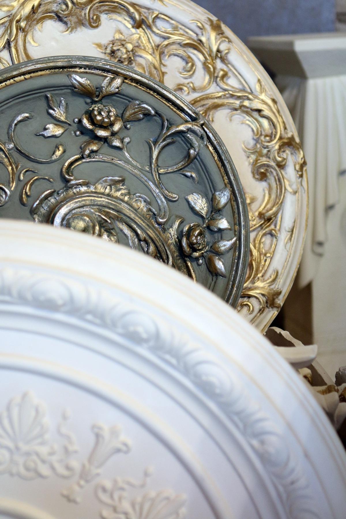 Plaster ceiling rosette — DeCorGips