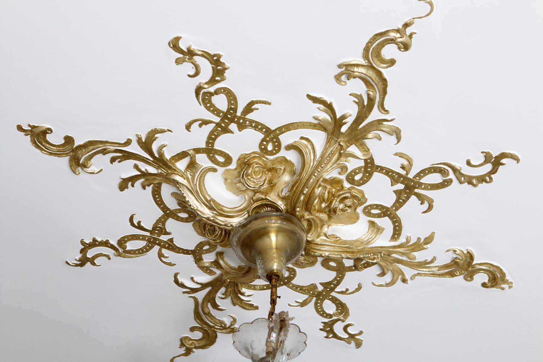 Plaster ceiling rosette — DeCorGips