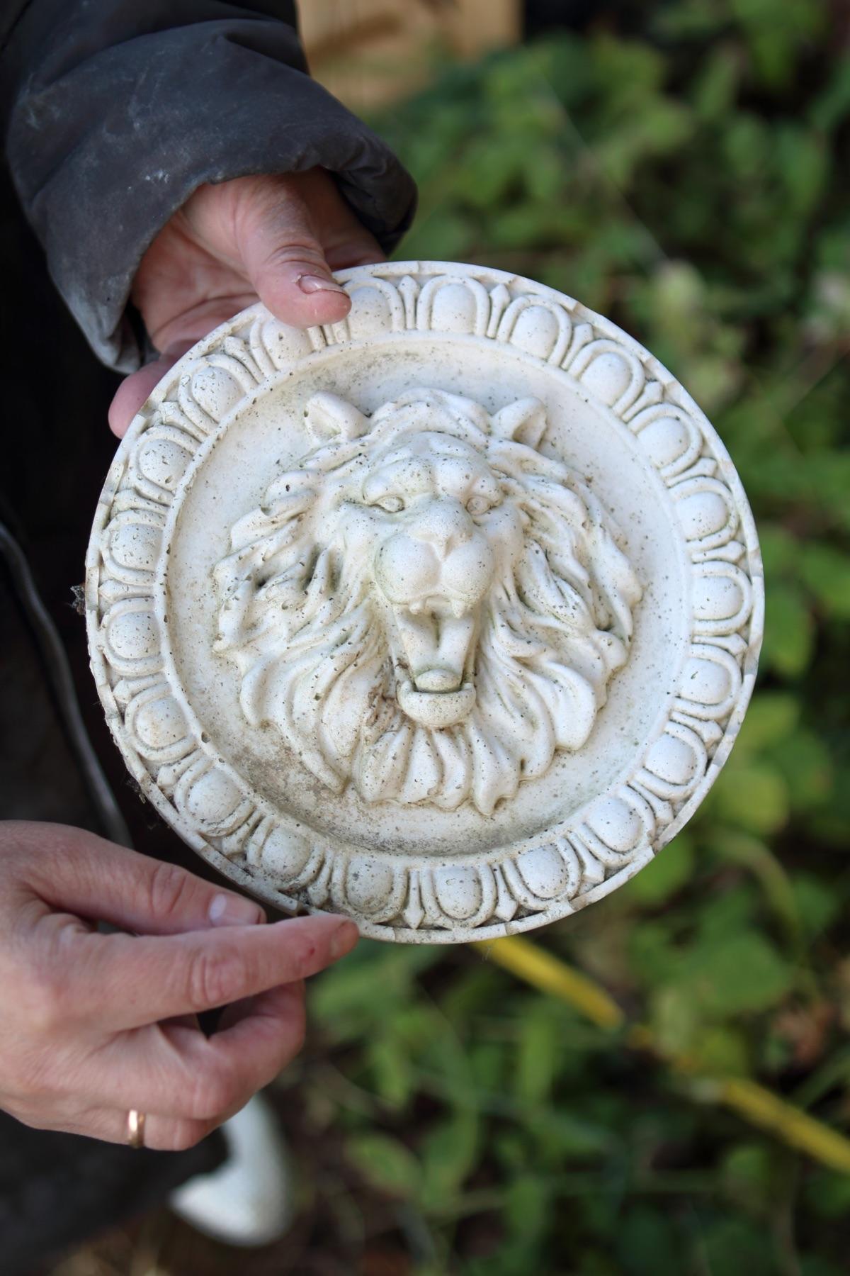 Decorative plaster element — DeCorGips