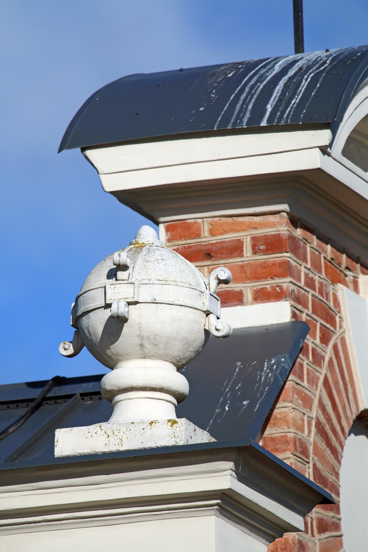 Plaster façade element — DeCorGips